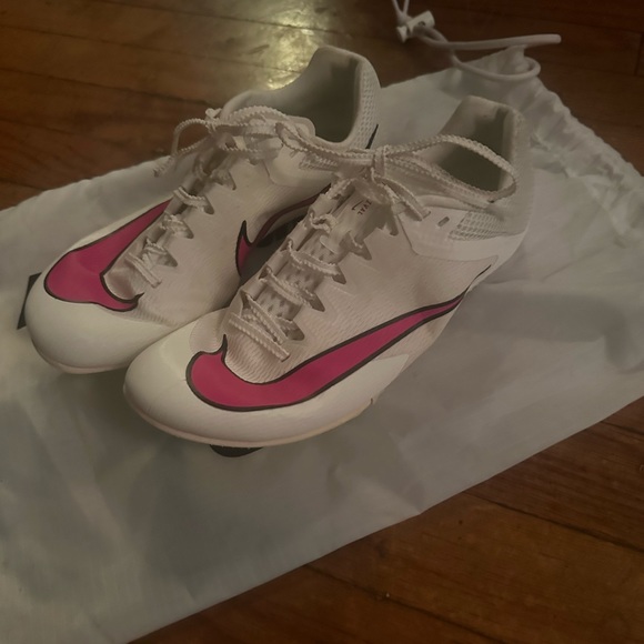 These are brand new and the wear only worn once with socks - Picture 4 of 5